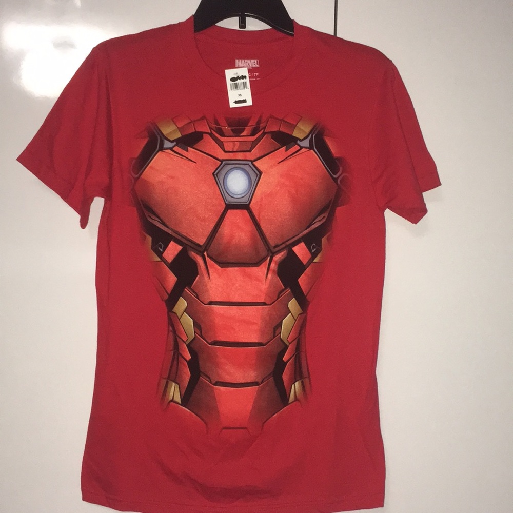 NWT IRON MAN T-SHIRT 100% COTTON